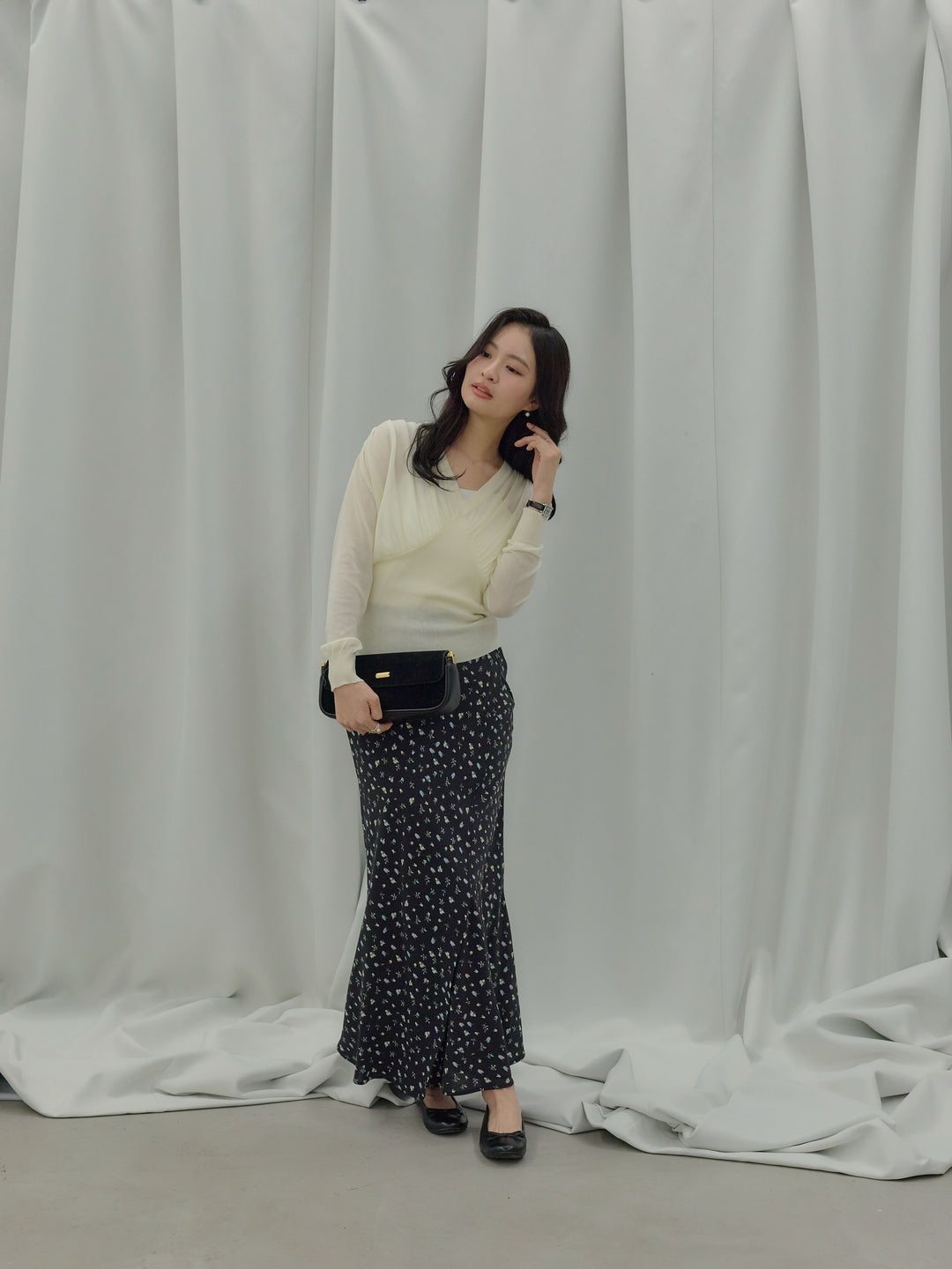 【Essential】Wrap design satin mermaid skirt