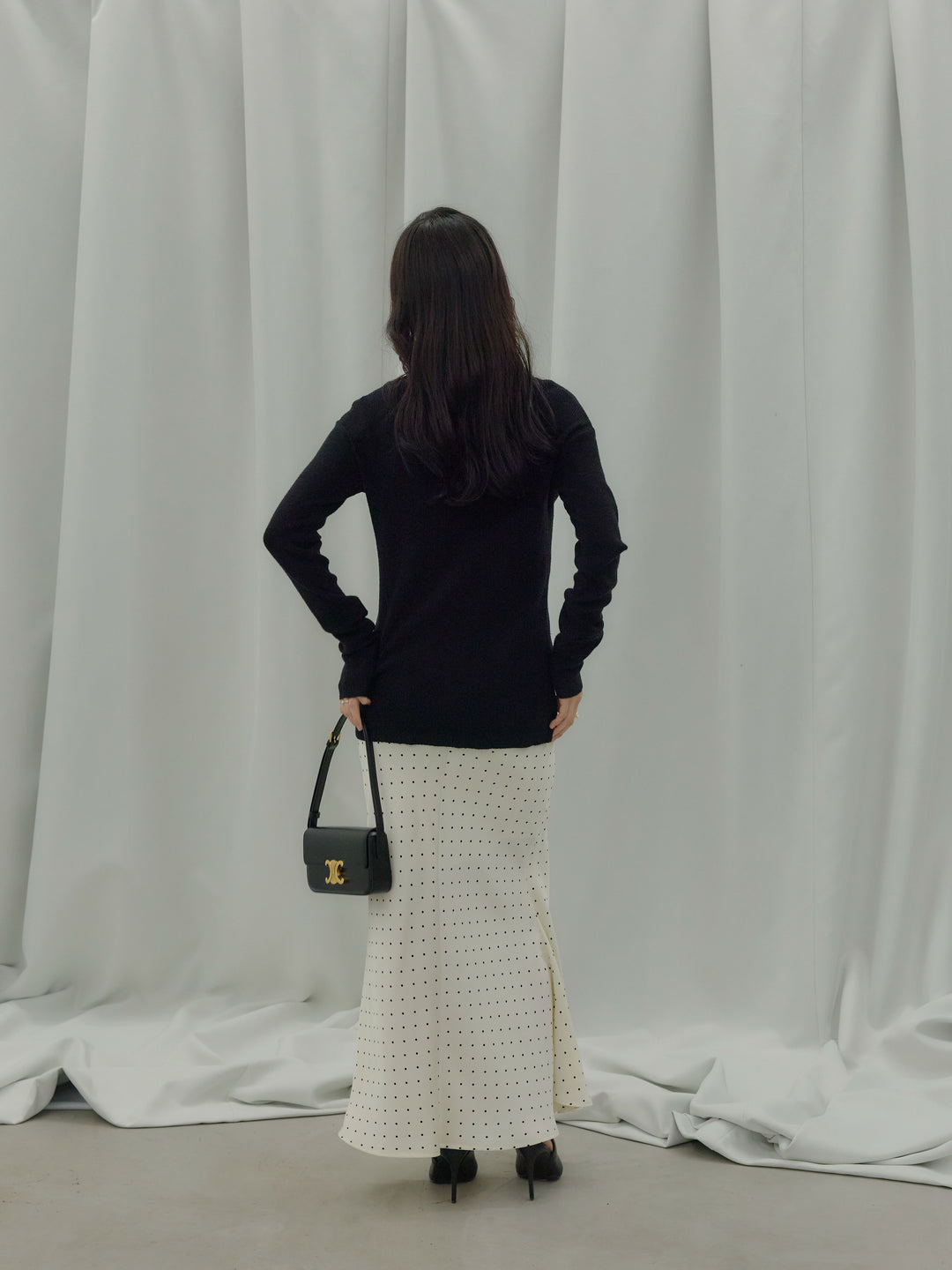 【SET】ソフトタッチVネックカーディガン+【Essential】Wrap design satin mermaid skirt(2set)