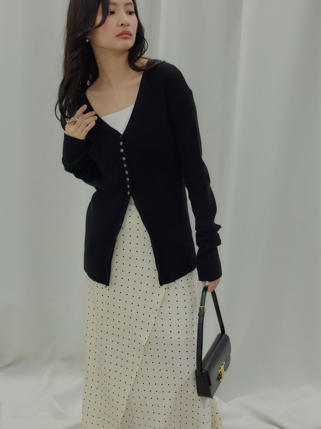 【SET】ソフトタッチVネックカーディガン+【Essential】Wrap design satin mermaid skirt(2set)