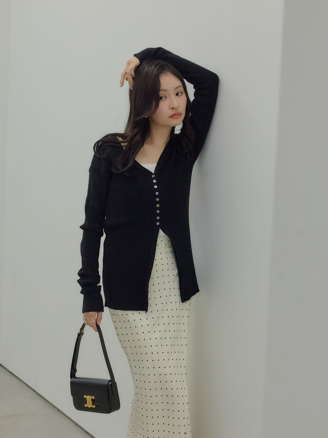 【SET】ソフトタッチVネックカーディガン+【Essential】Wrap design satin mermaid skirt(2set)
