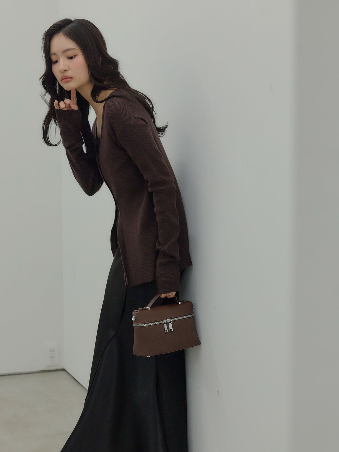 【SET】ソフトタッチVネックカーディガン+【Essential】Wrap design satin mermaid skirt(2set)
