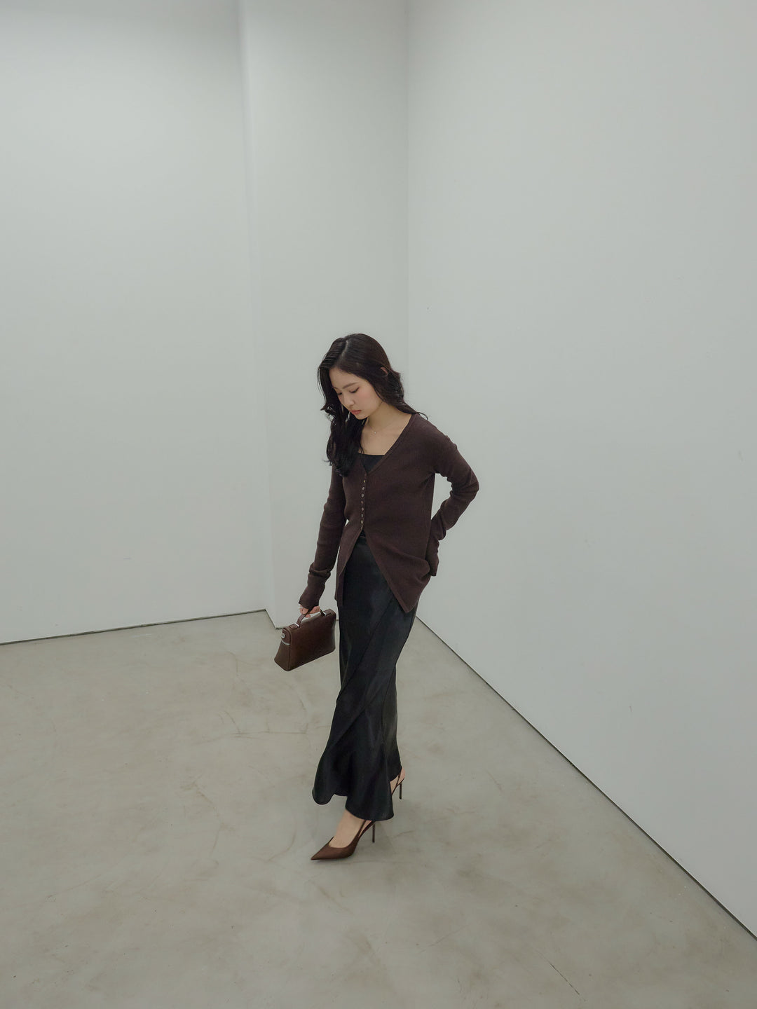 【Essential】Wrap design satin mermaid skirt