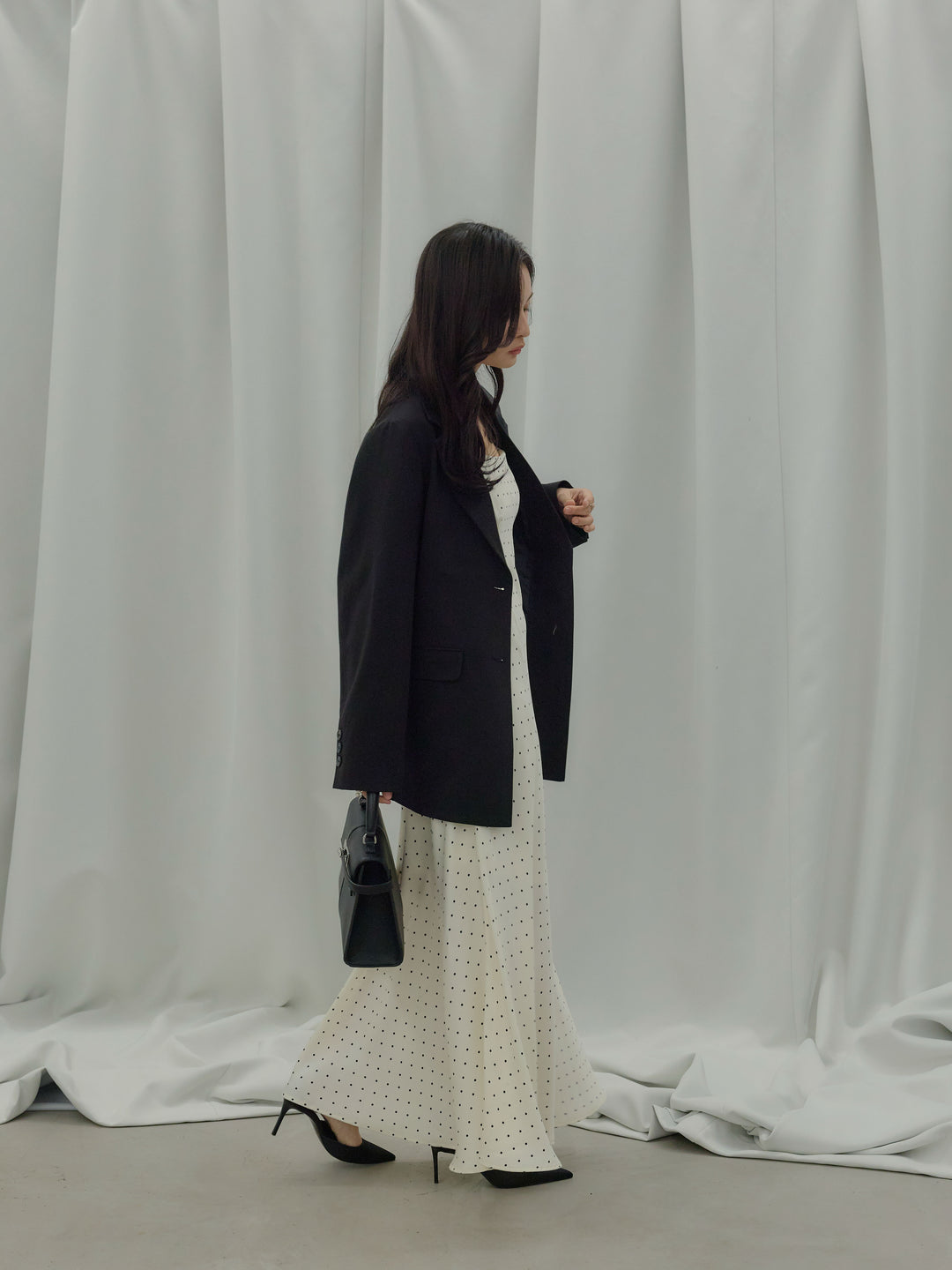 【SET】【Essential】Authentic jacket+【Essential】Back open satin camisole dress(2set)