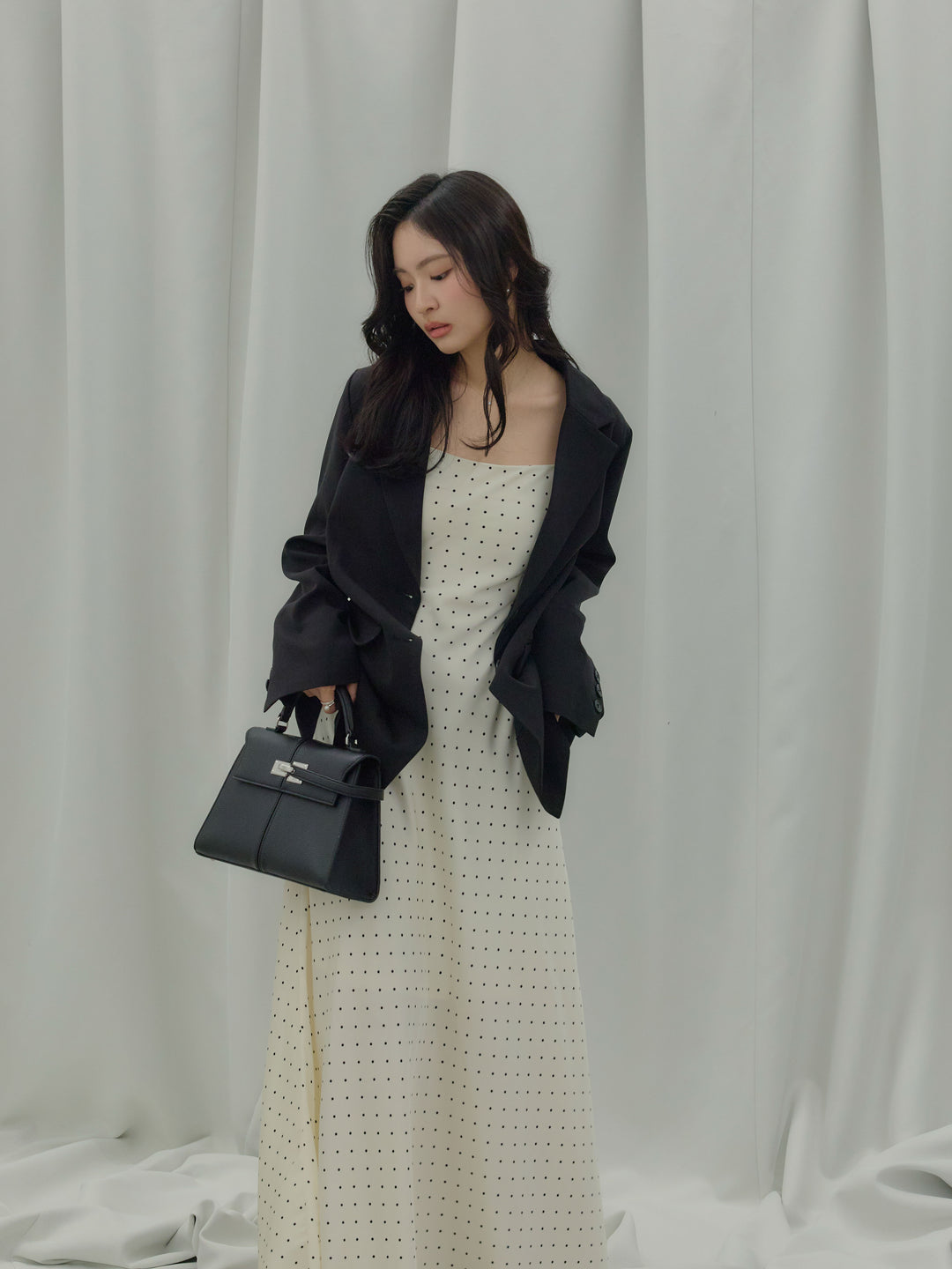 【SET】【Essential】Authentic jacket+【Essential】Back open satin camisole dress(2set)