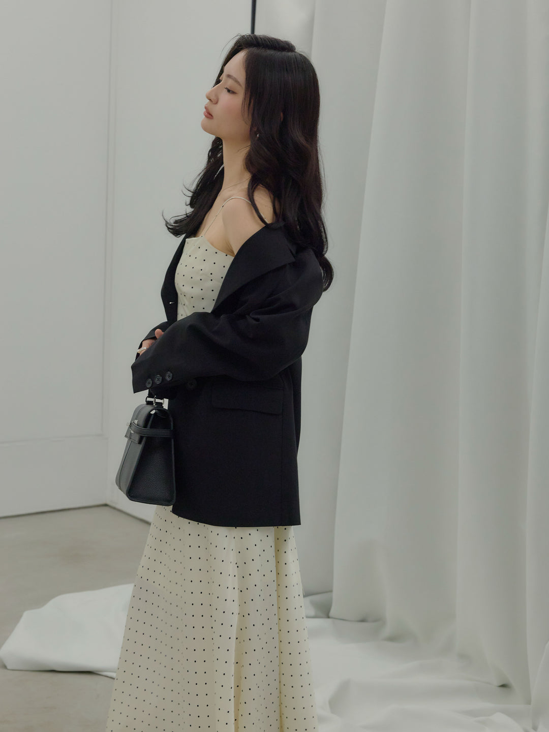 【SET】【Essential】Authentic jacket+【Essential】Back open satin camisole dress(2set)