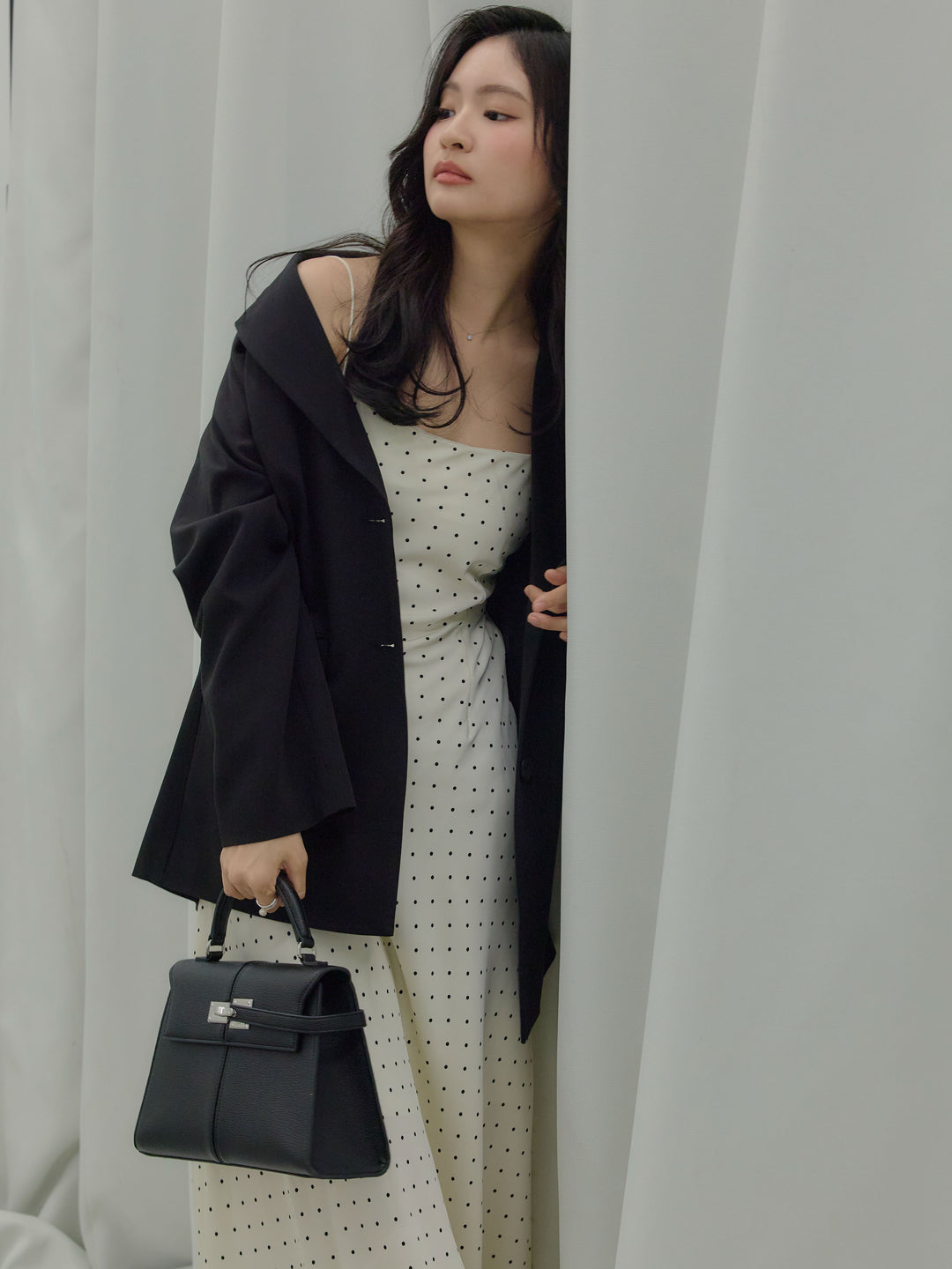 【SET】【Essential】Authentic jacket+【Essential】Back open satin camisole dress(2set)