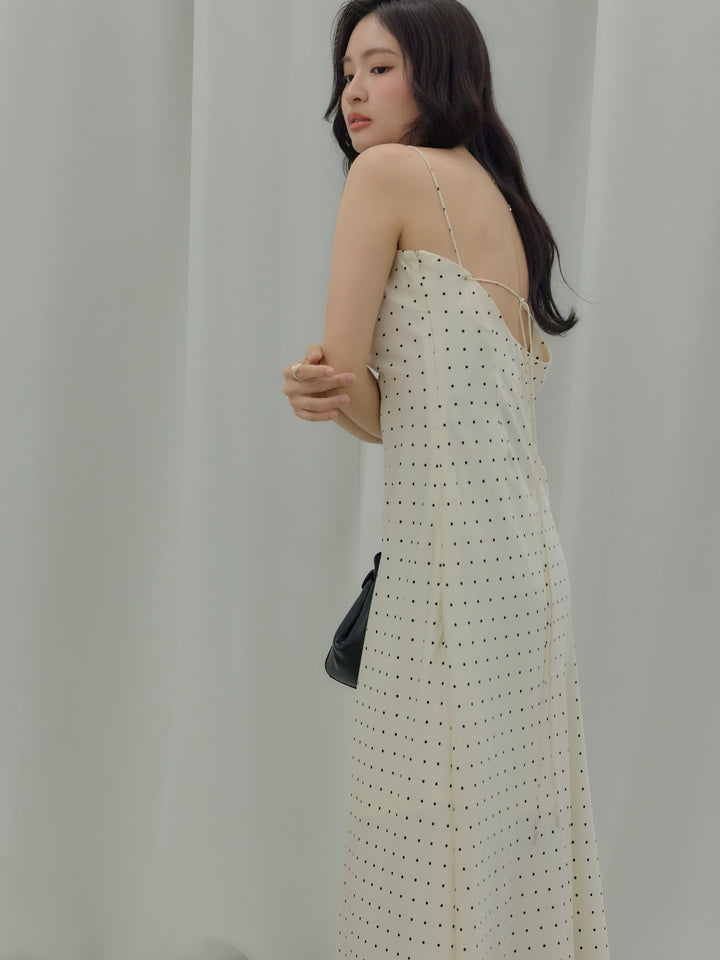 【Essential】Back open satin camisole dress