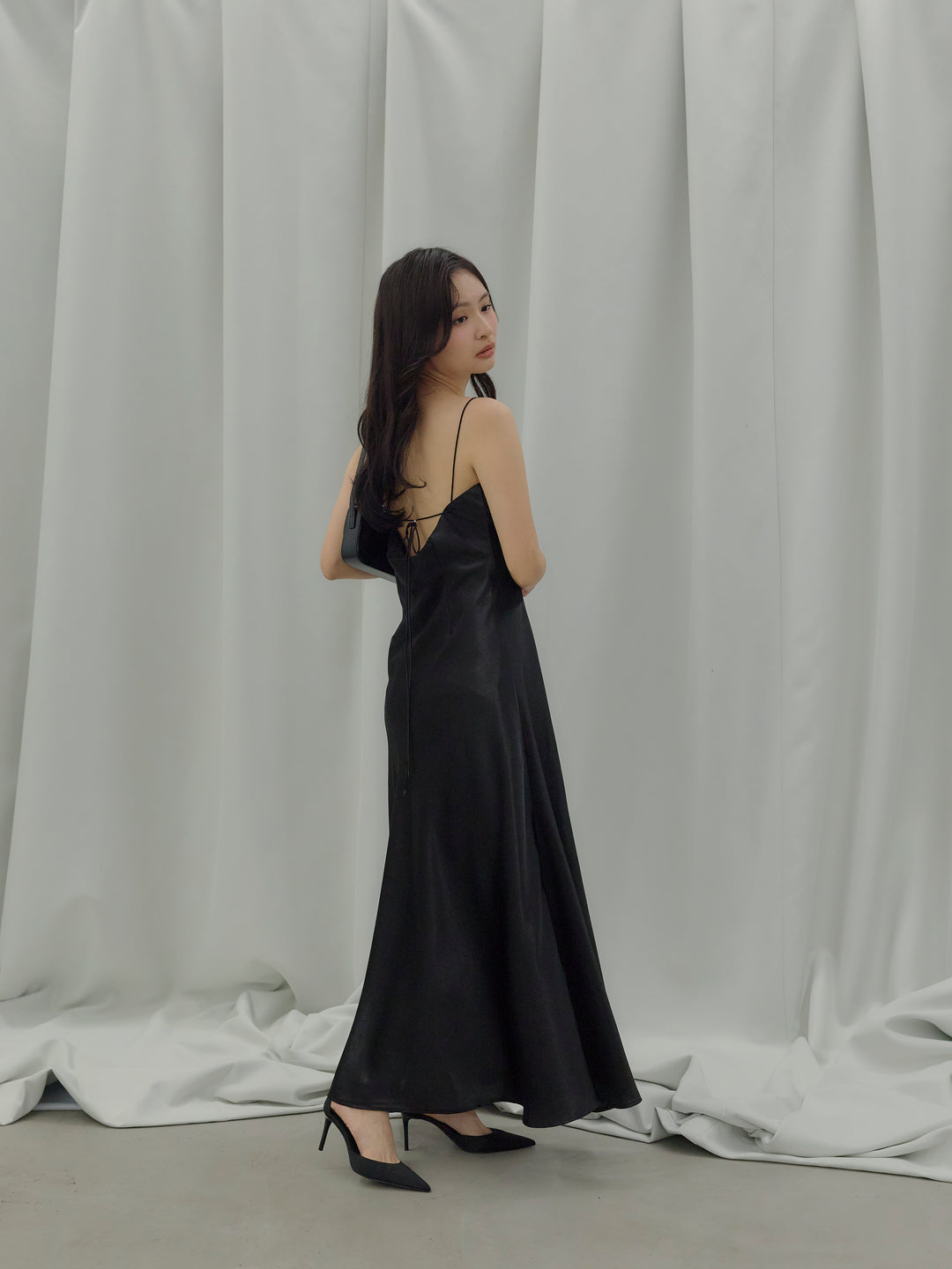 【SET】【Essential】Back open satin camisole dress+【Essential】Wrap design satin mermaid skirt(2set)