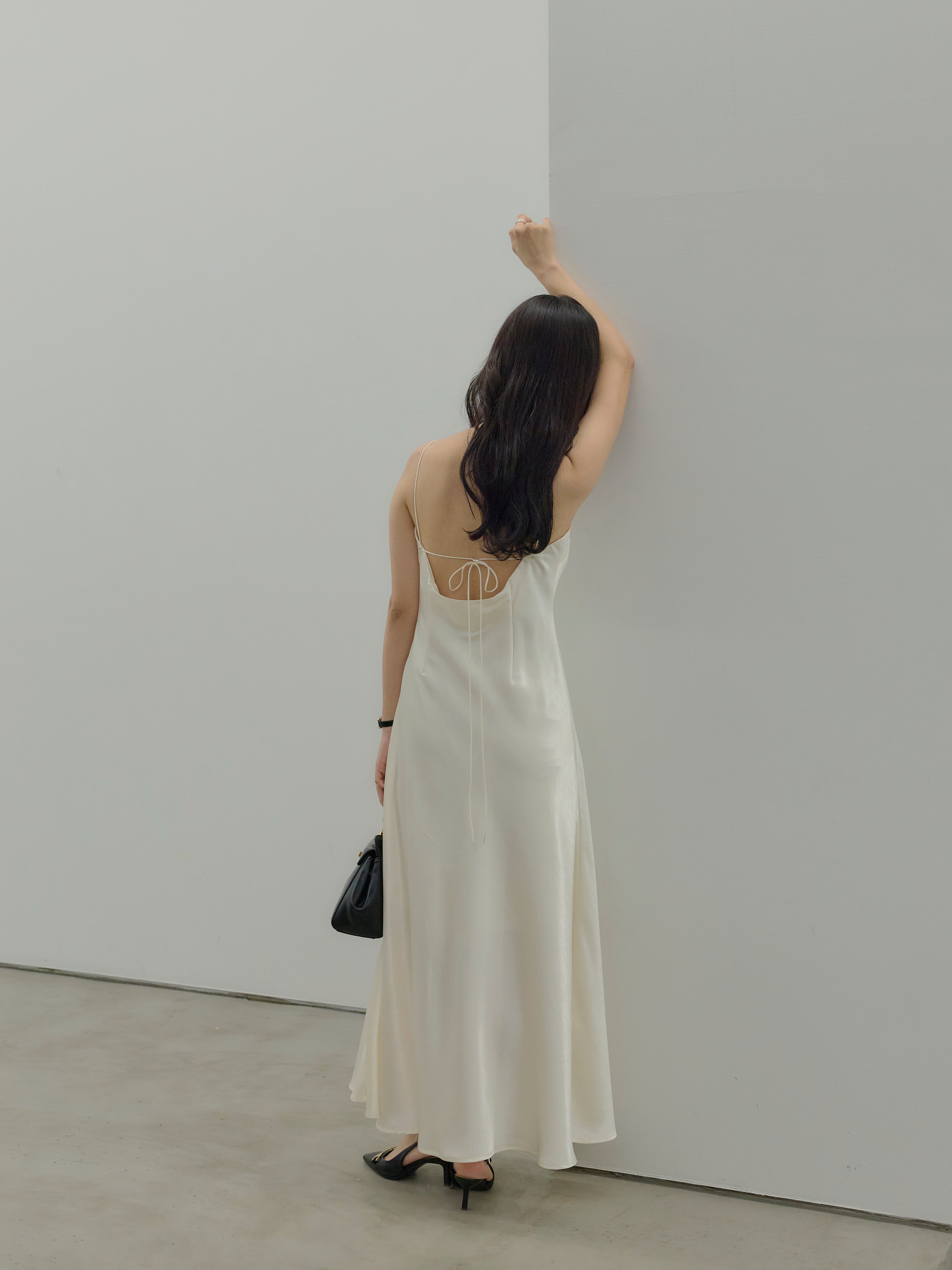 ワンピース nairo/Back open satin camisole dress SET】【Essential】Back open satin camisole dress+【Essential】Wrap