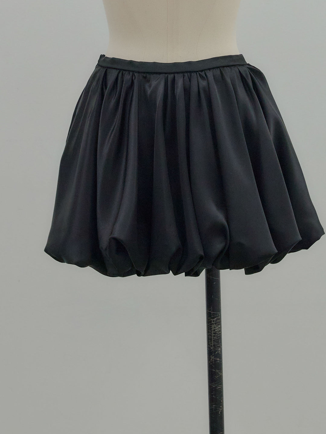 サテンバルーンミニスカート(インパン付き)