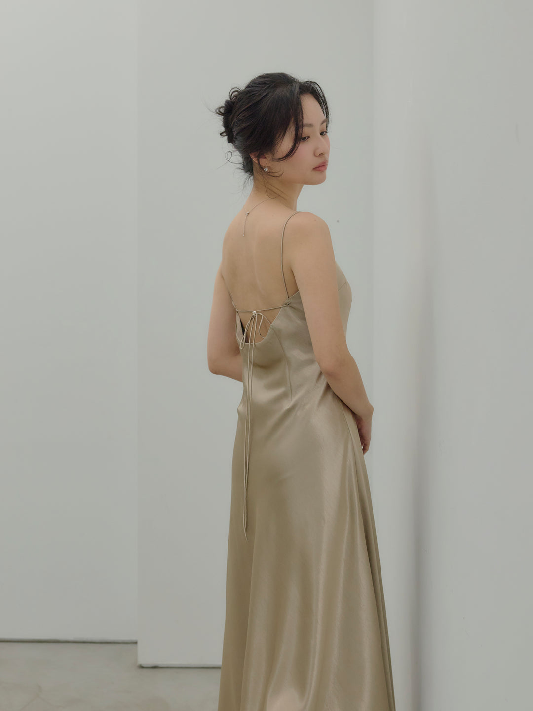 【SET】【Essential】Back open satin camisole dress+【Essential】Wrap design satin mermaid skirt(2set)