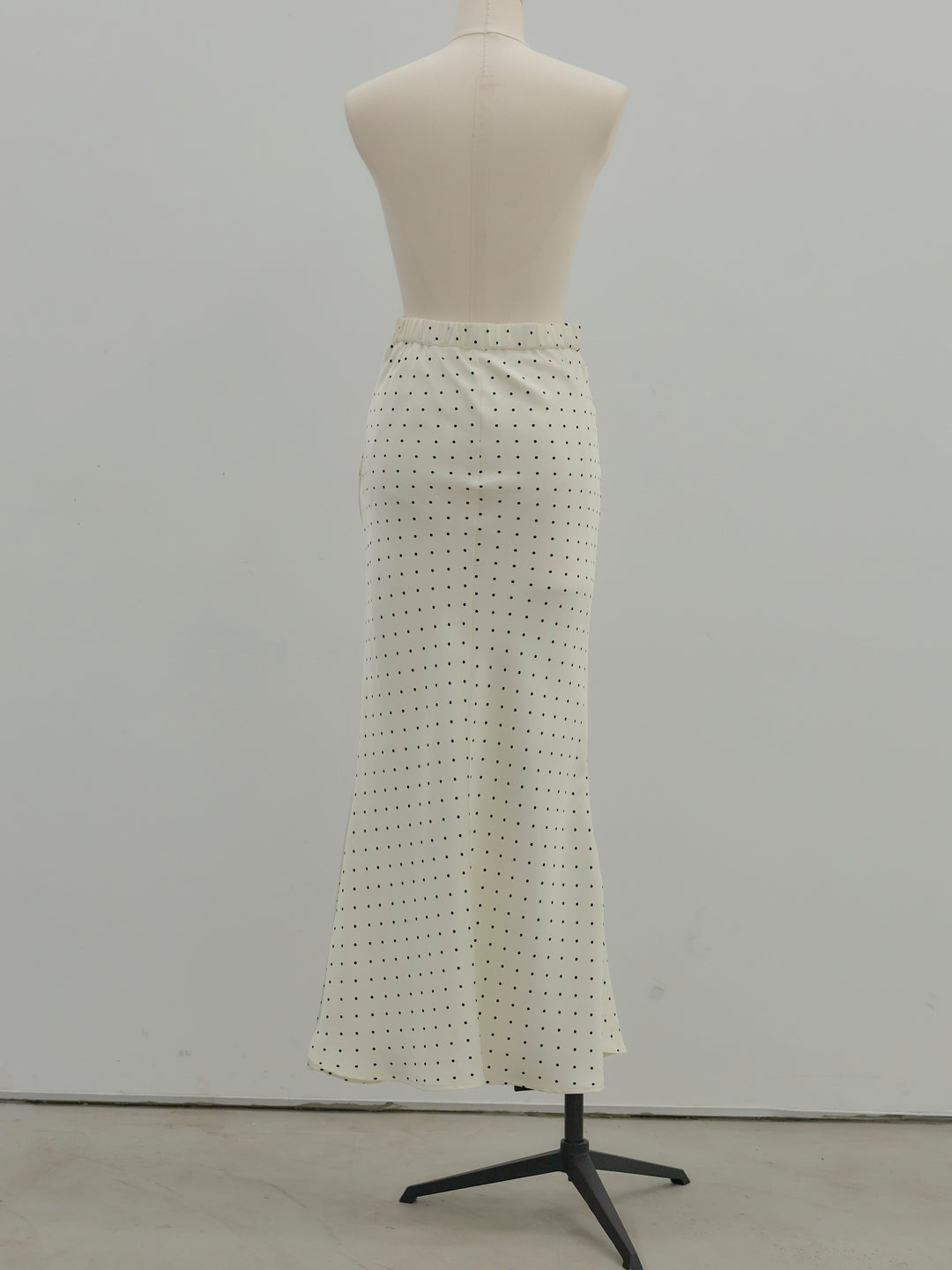 【SET】【Essential】Back open satin camisole dress+【Essential】Wrap design satin mermaid skirt(2set)