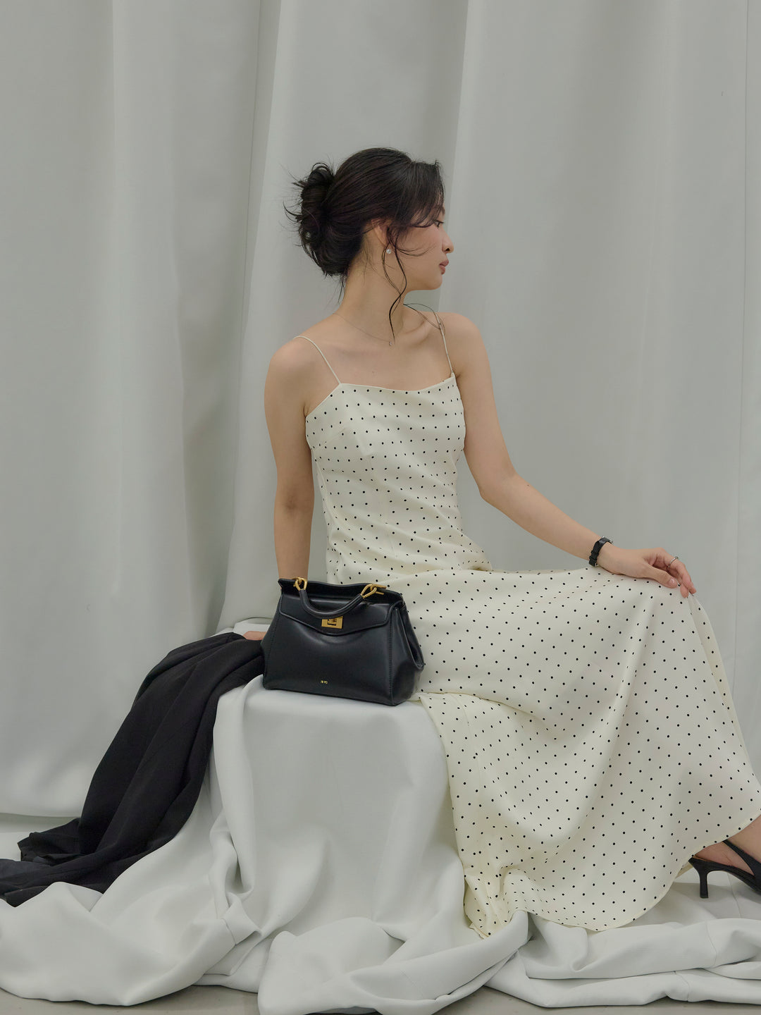 【SET】【Essential】Back open satin camisole dress+【Essential】Wrap design satin mermaid skirt(2set)