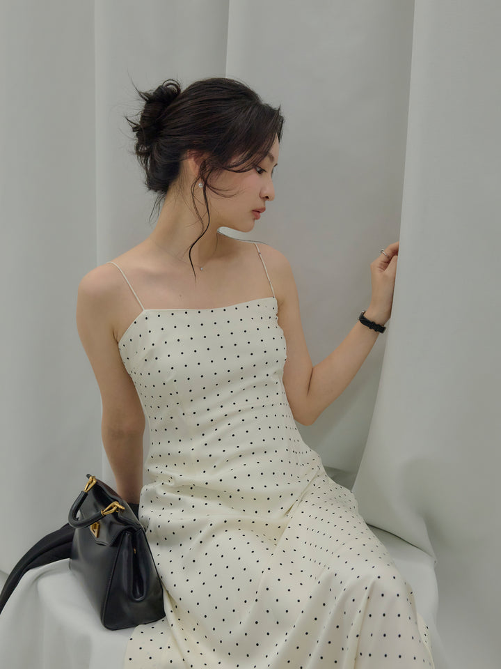 【Essential】Back open satin camisole dress