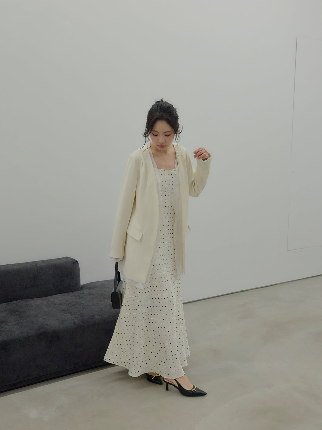 【SET】【Essential】Tulle layered over jacket+【Essential】Back open satin camisole dress(2set)