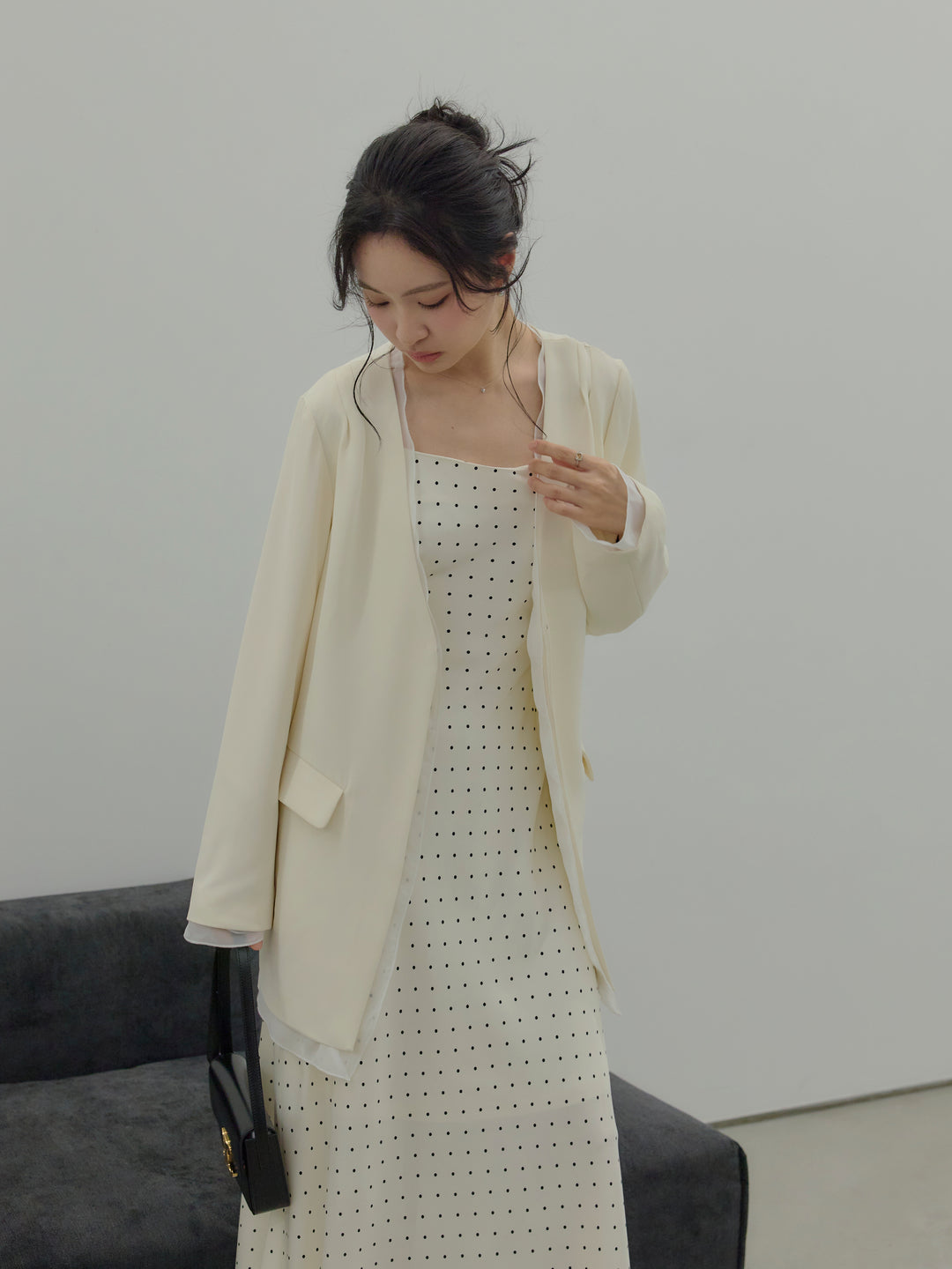 【SET】【Essential】Tulle layered over jacket+【Essential】Back open satin camisole dress(2set)