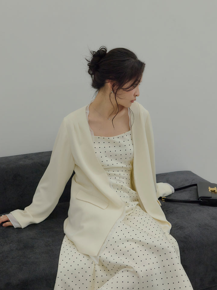 【Essential】Tulle layered over jacket