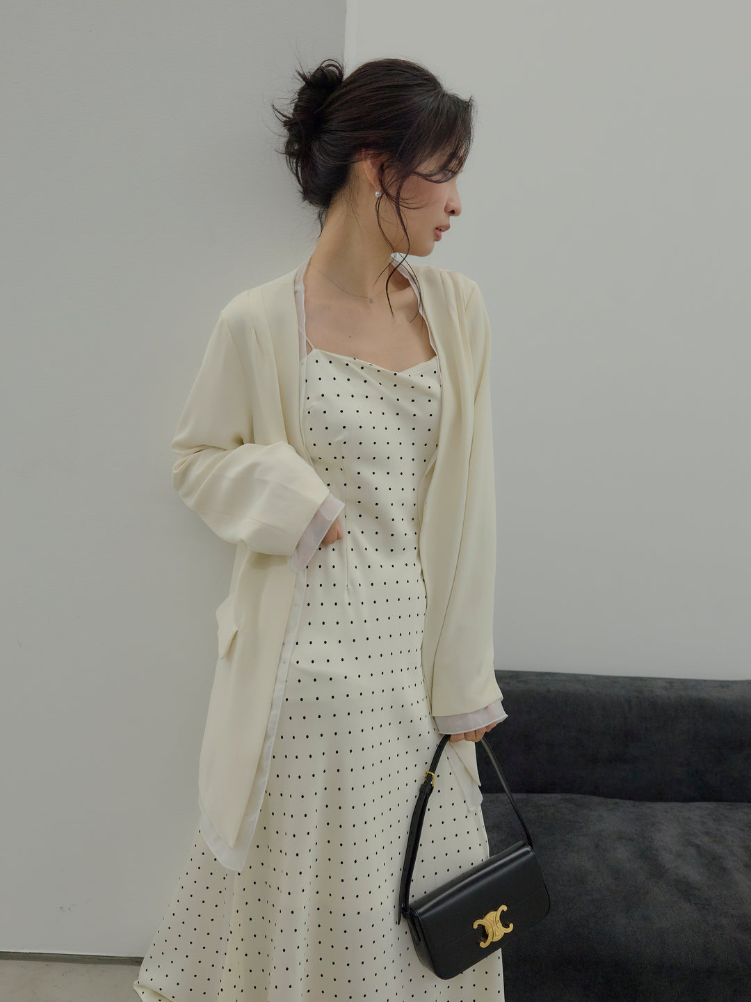 【SET】【Essential】Tulle layered over jacket+【Essential】Back open satin camisole dress(2set)