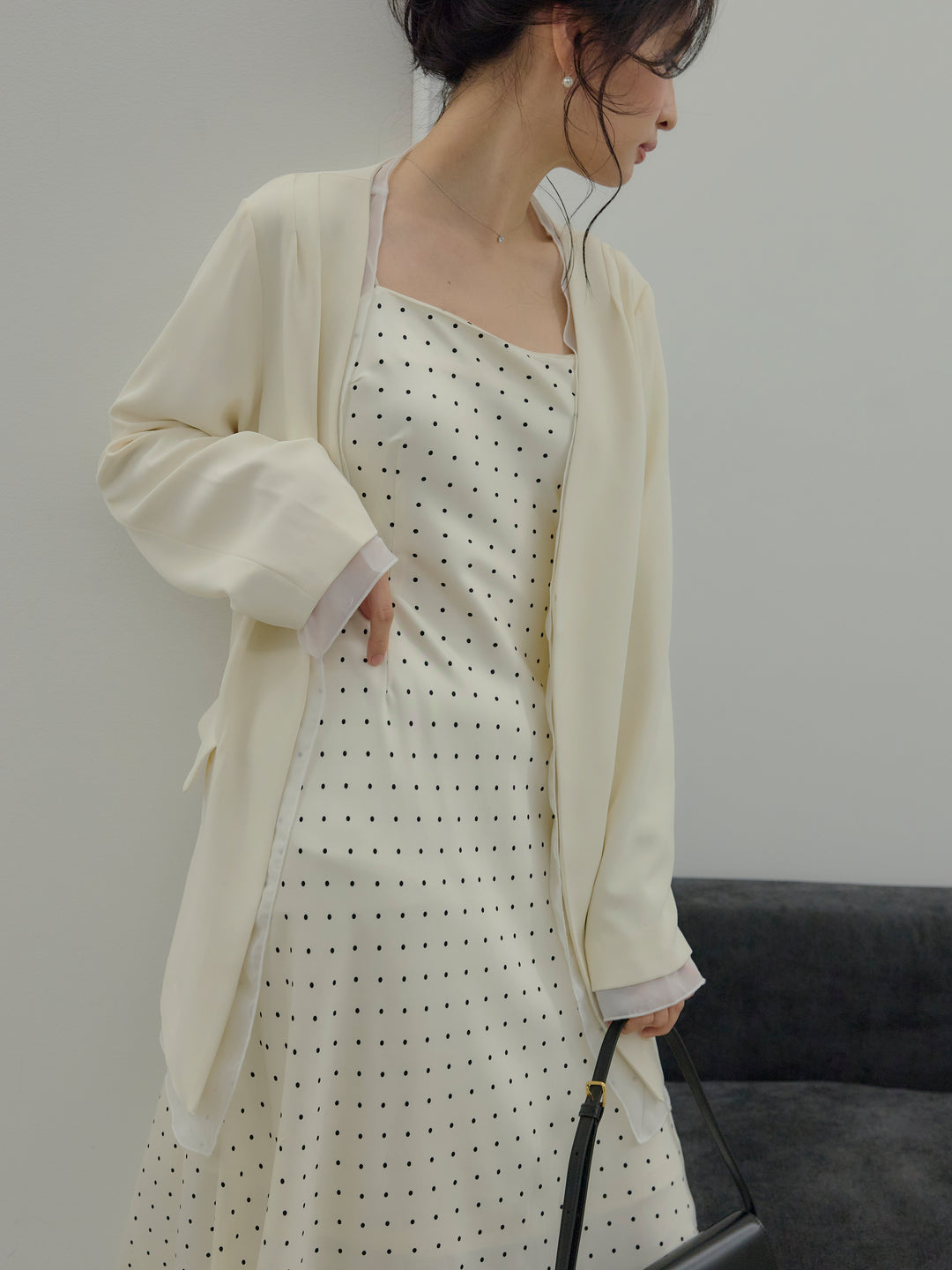 【SET】【Essential】Tulle layered over jacket+【Essential】Back open satin camisole dress(2set)