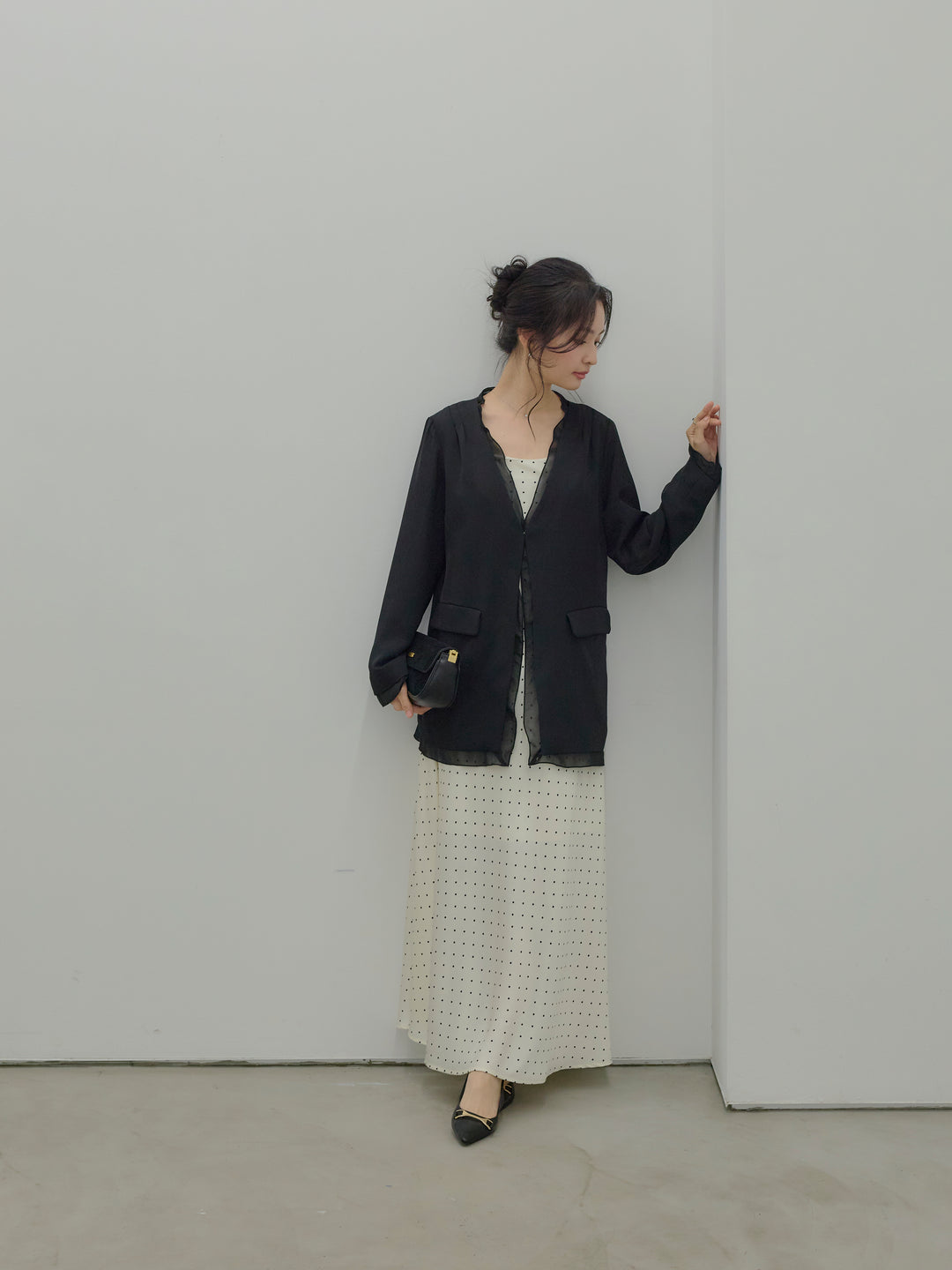 【SET】【Essential】Tulle layered over jacket+【Essential】Back open satin camisole dress(2set)