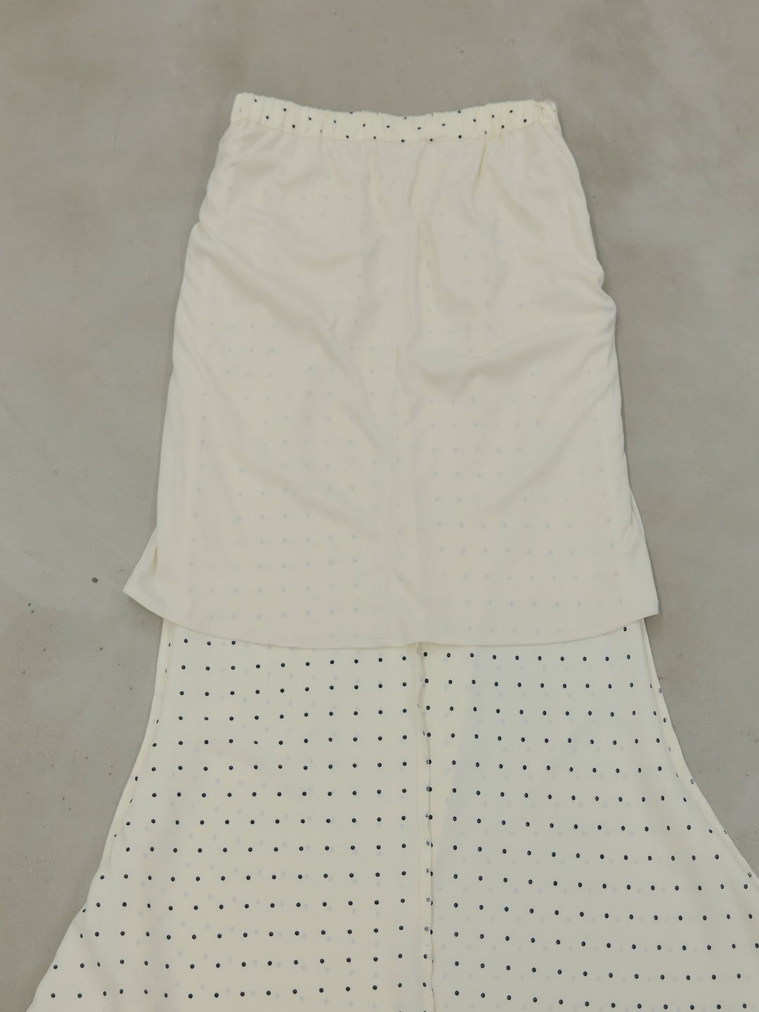 【Essential】Wrap design satin mermaid skirt