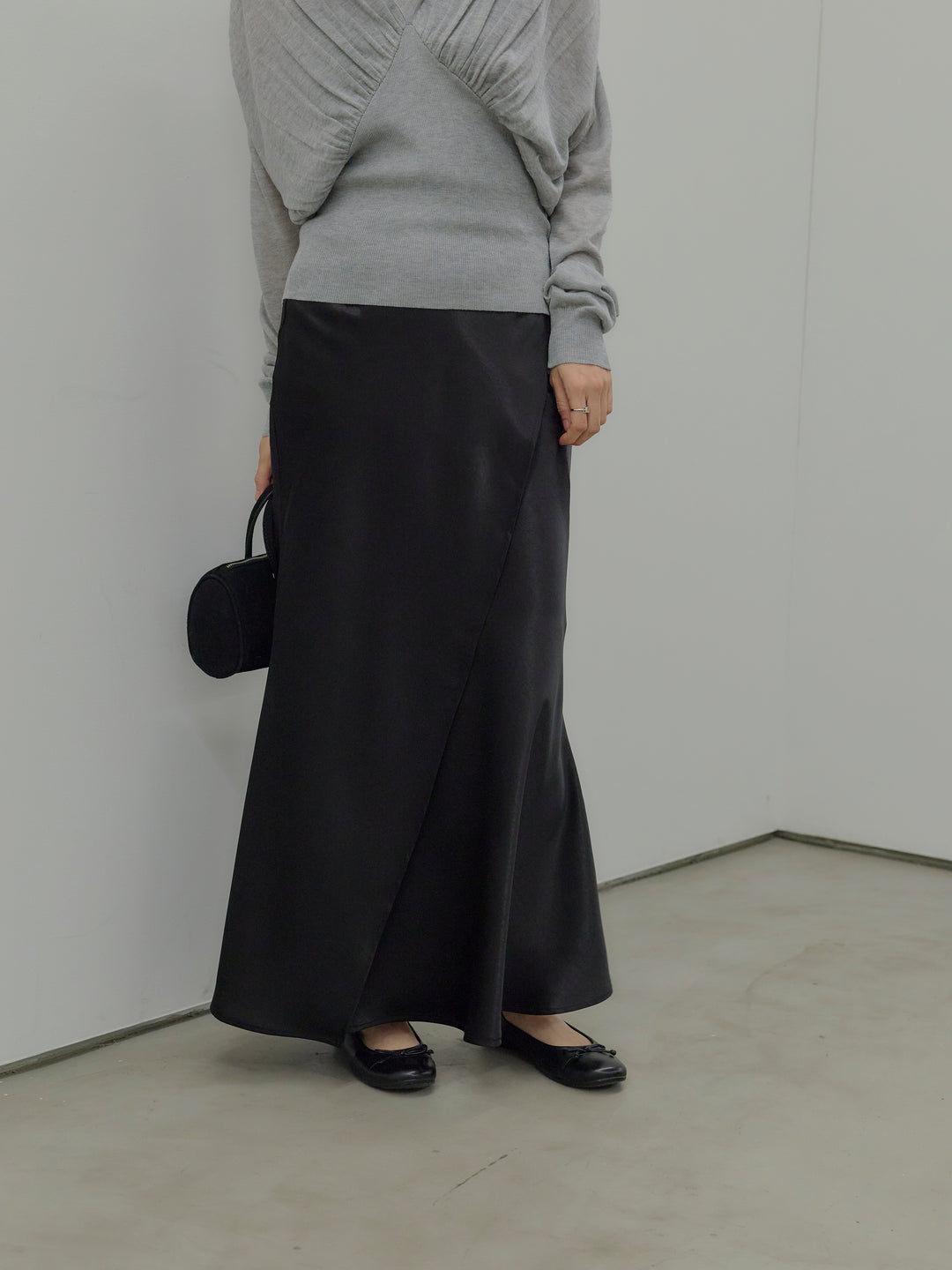 【SET】【Essential】Back open satin camisole dress+【Essential】Wrap design satin mermaid skirt(2set)