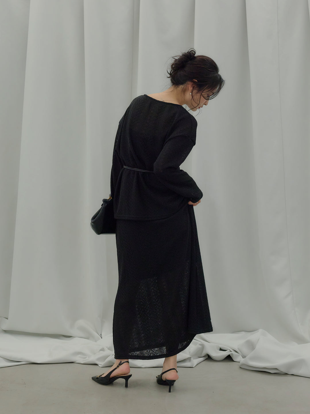 透かし編みプルオーバー&AラインスカートSET UP(ベルト付き)