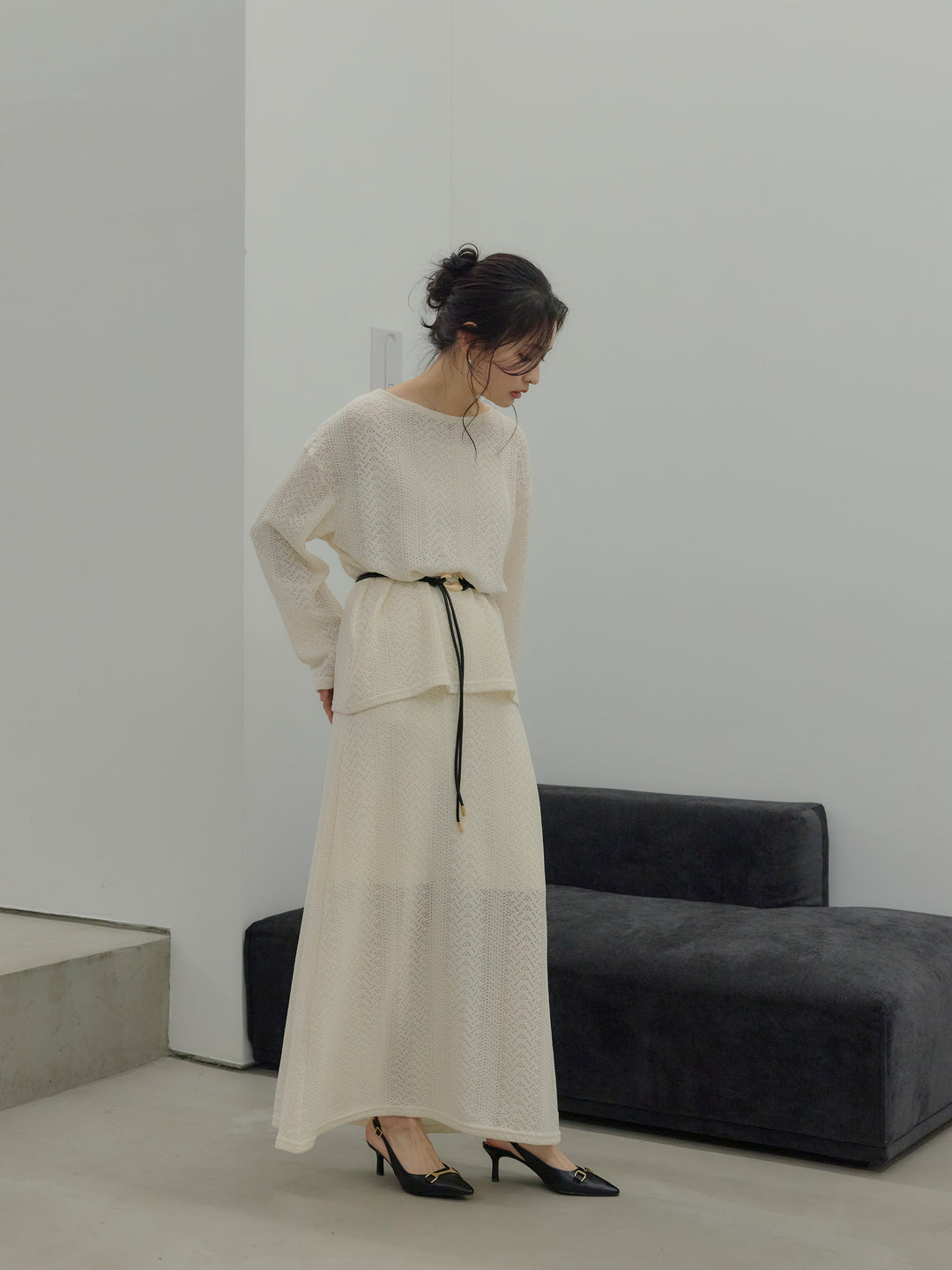 透かし編みプルオーバー&AラインスカートSET UP(ベルト付き)