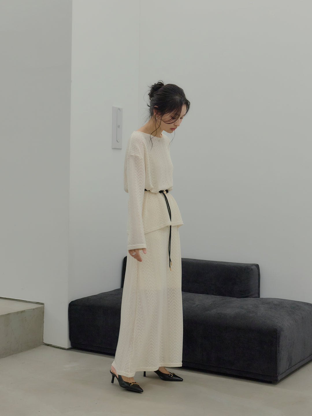 透かし編みプルオーバー&AラインスカートSET UP(ベルト付き)