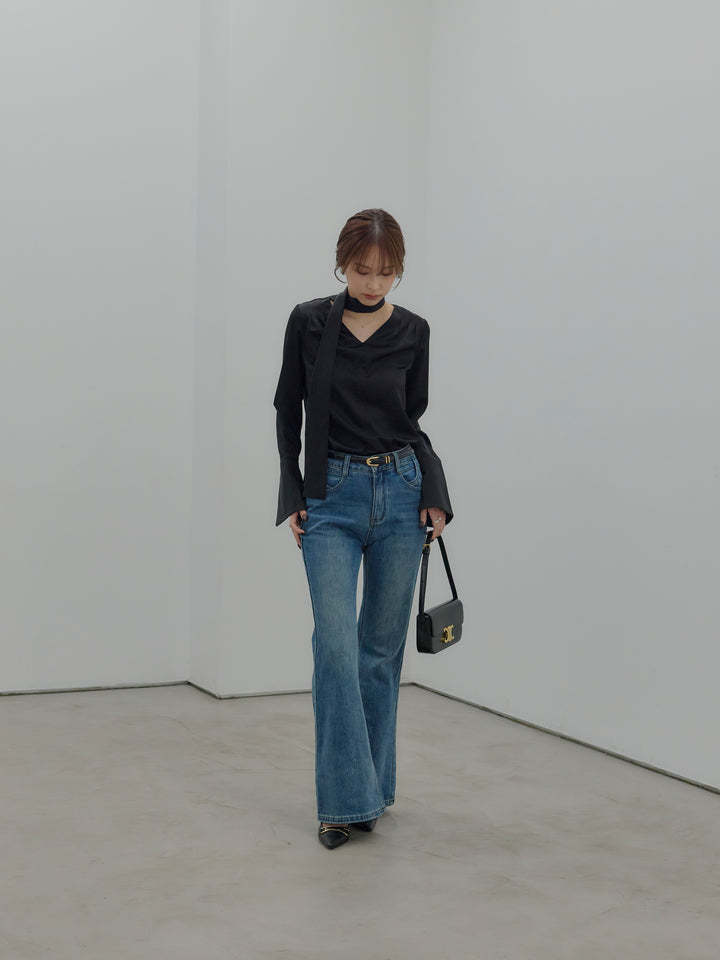 美ラインストレッチフレアデニム