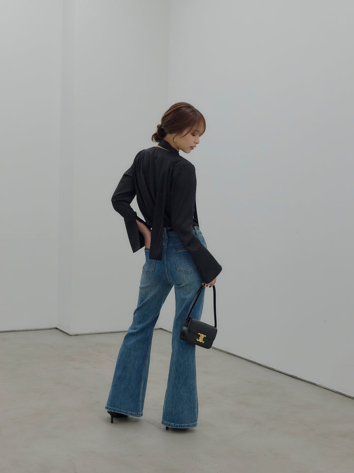 美ラインストレッチフレアデニム