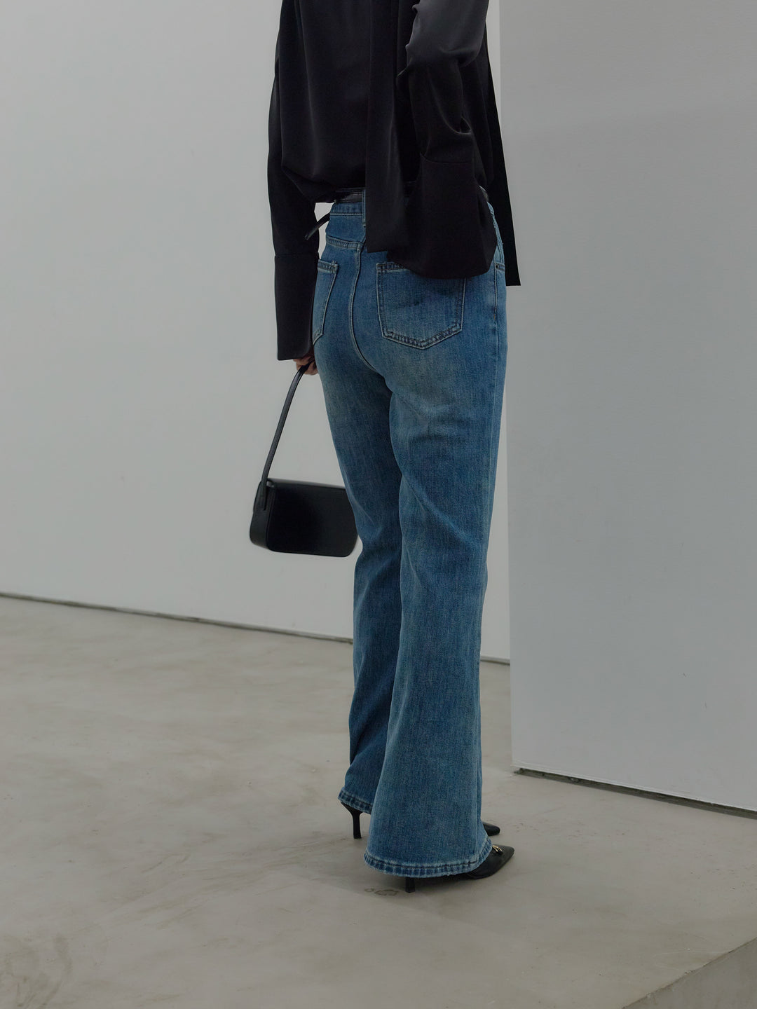 美ラインストレッチフレアデニム