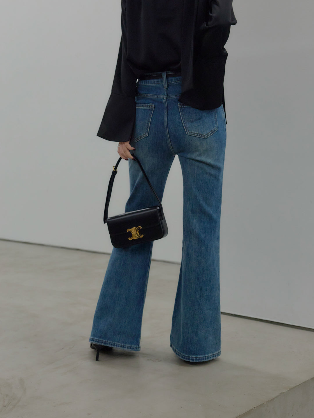 美ラインストレッチフレアデニム