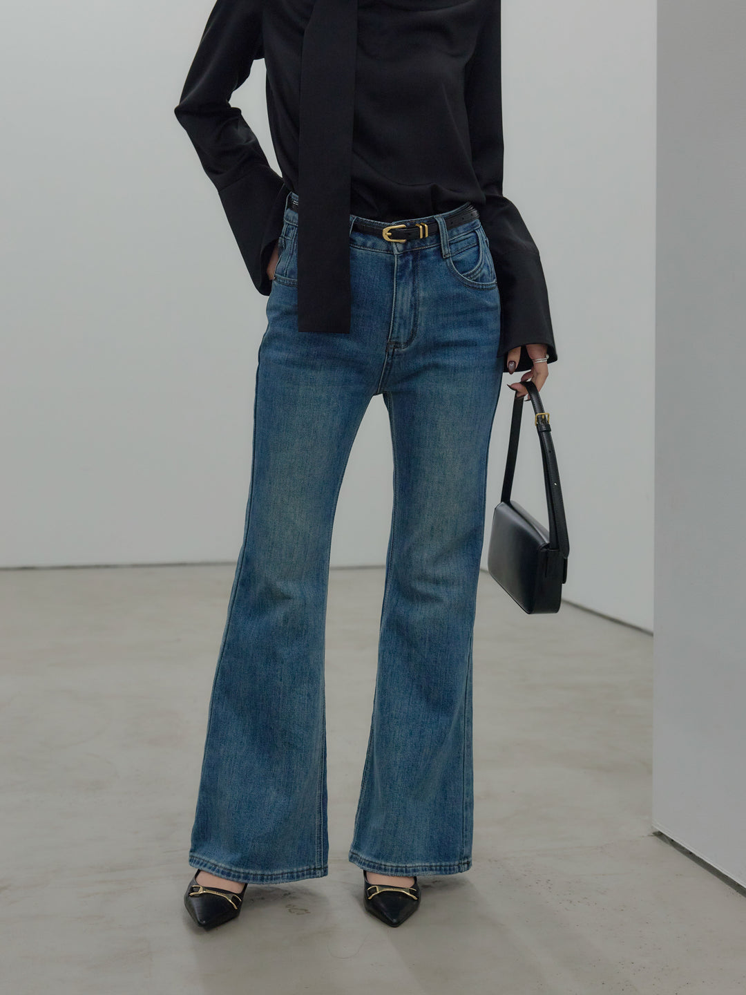 美ラインストレッチフレアデニム