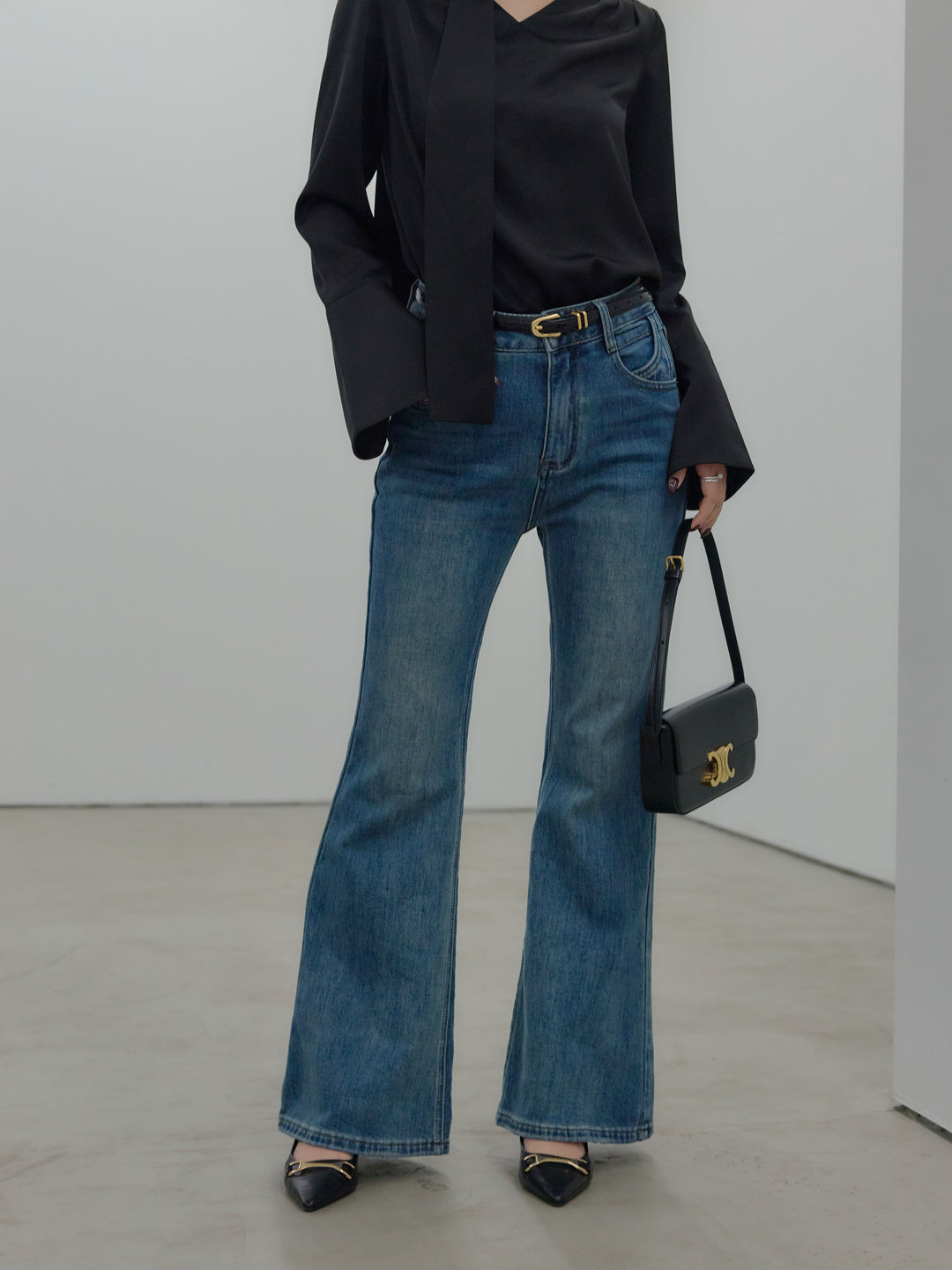 美ラインストレッチフレアデニム