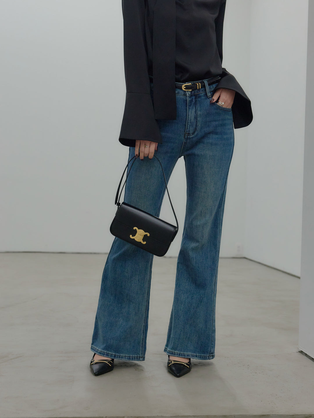 美ラインストレッチフレアデニム