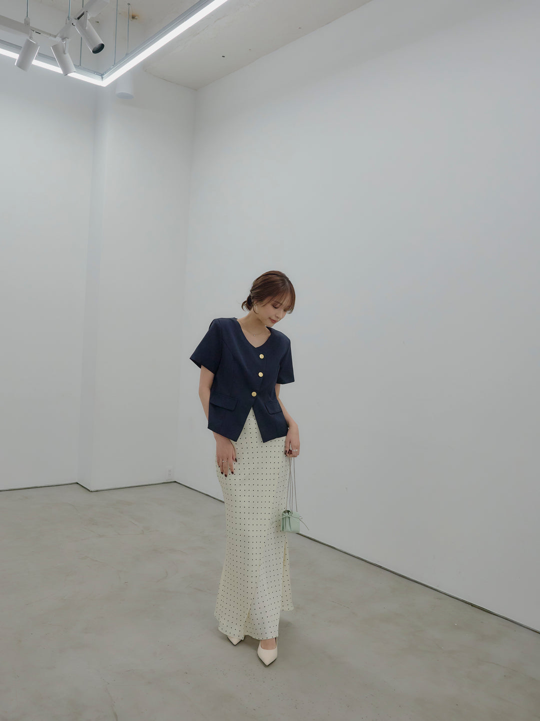 【SET】ゴールドボタンハーフスリーブジャケット+【Essential】Wrap design satin mermaid skirt(2set)