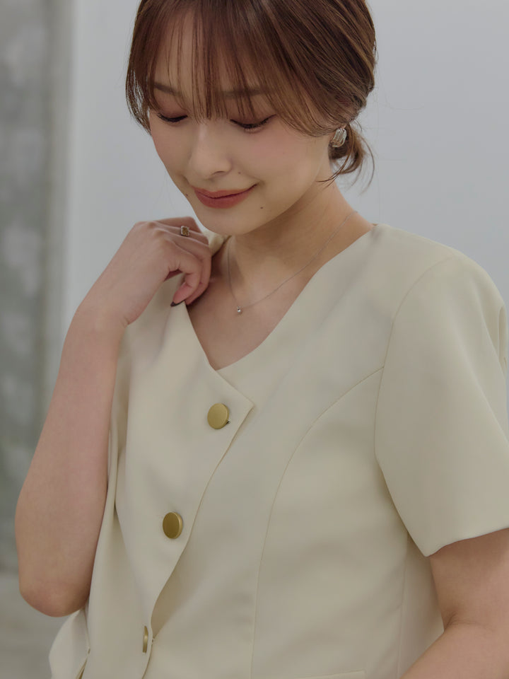 ゴールドボタンハーフスリーブジャケット