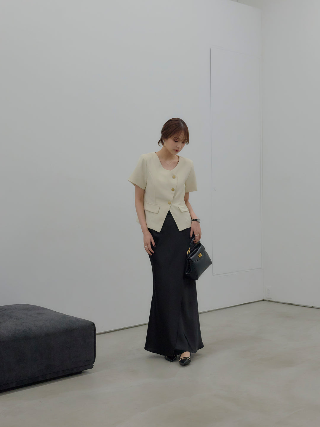 【SET】ゴールドボタンハーフスリーブジャケット+【Essential】Wrap design satin mermaid skirt(2set)