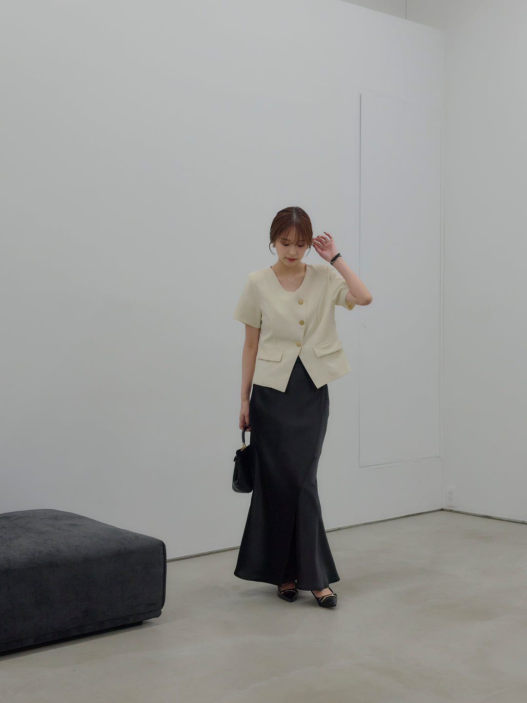 【SET】ゴールドボタンハーフスリーブジャケット+【Essential】Wrap design satin mermaid skirt(2set)