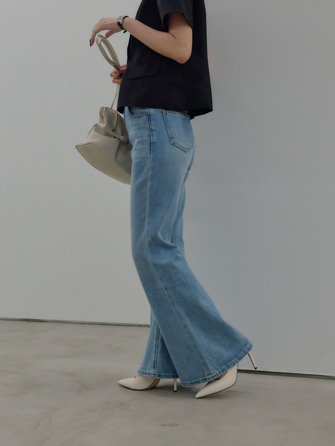 美ラインストレッチフレアデニム