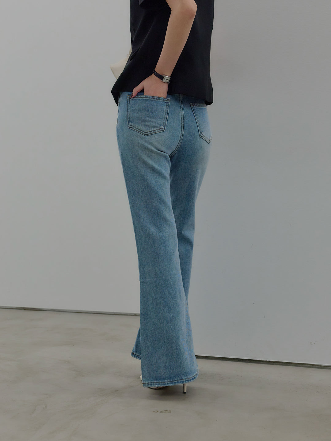 美ラインストレッチフレアデニム