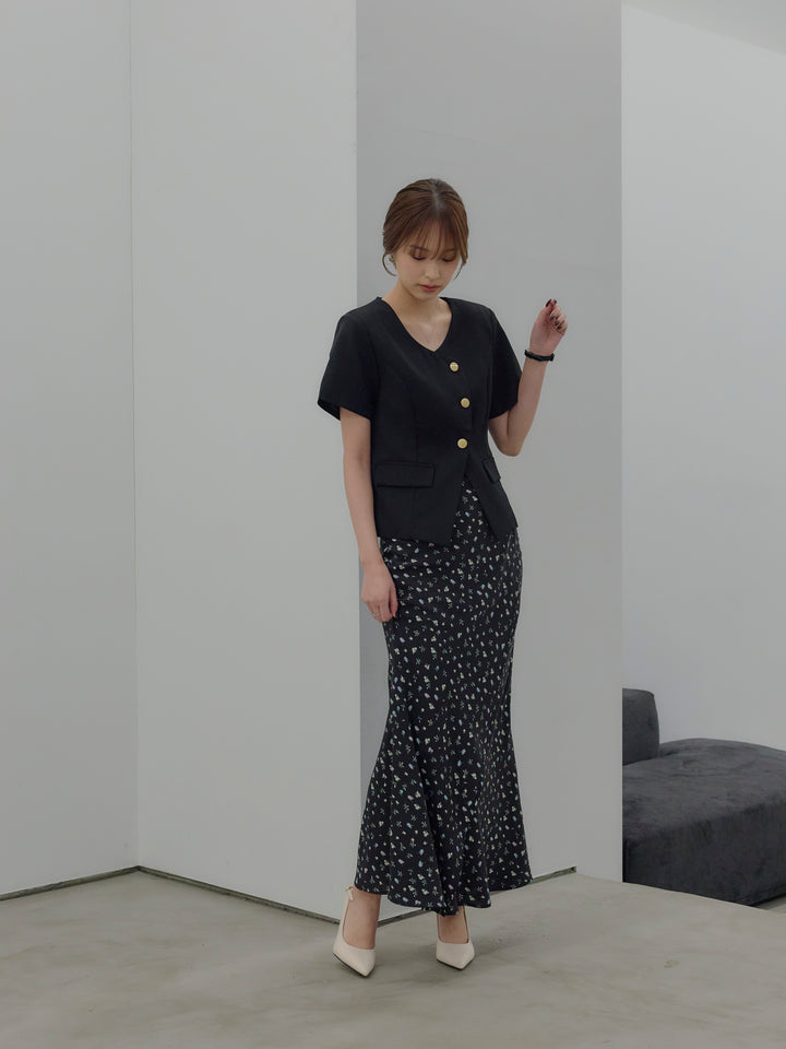 ゴールドボタンハーフスリーブジャケット