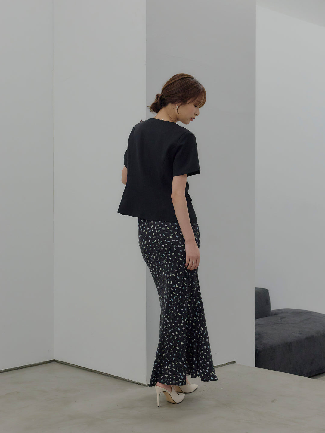 【SET】ゴールドボタンハーフスリーブジャケット+【Essential】Wrap design satin mermaid skirt(2set)