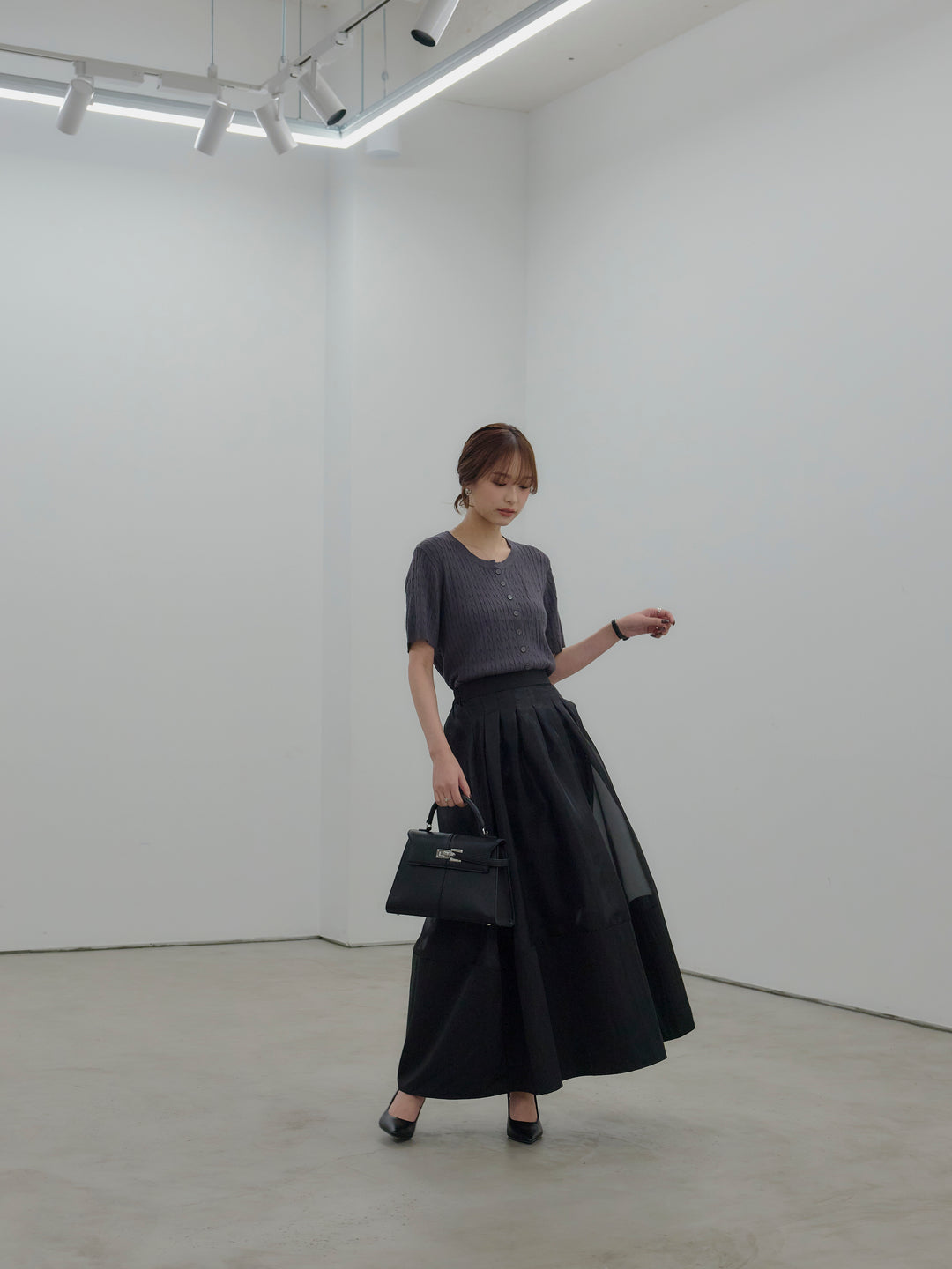 ケーブル編みハーフニットカーディガン