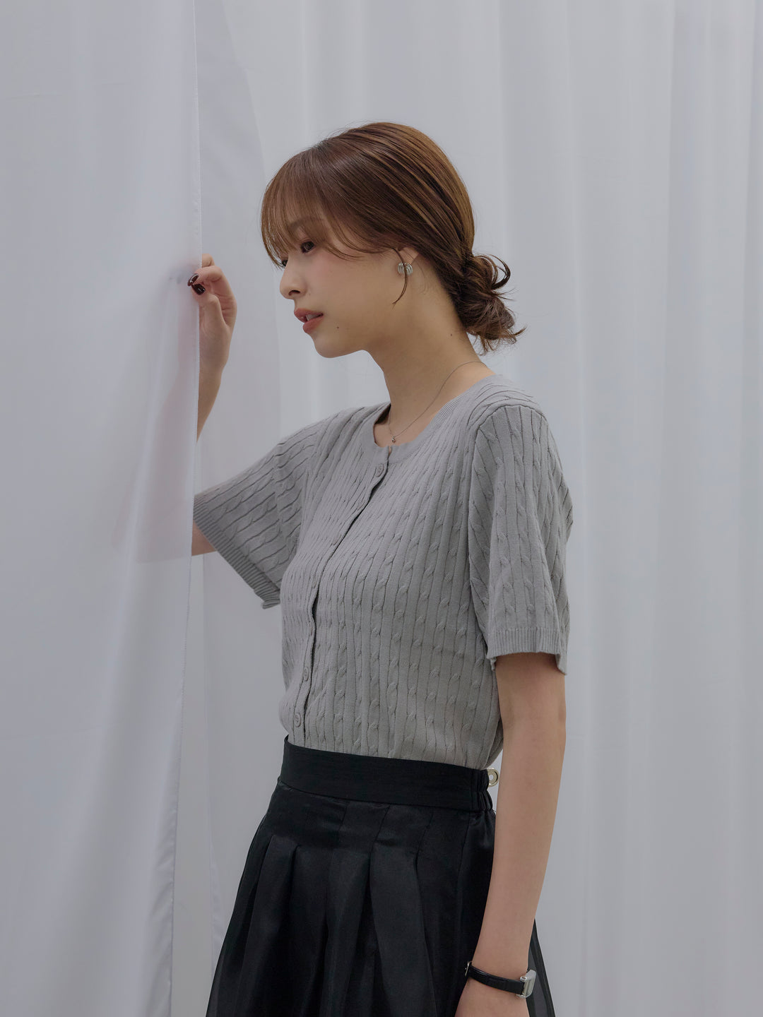 【SET】ケーブル編みハーフニットカーディガン+オーガンジー×タフタコクーンスカート(2set)