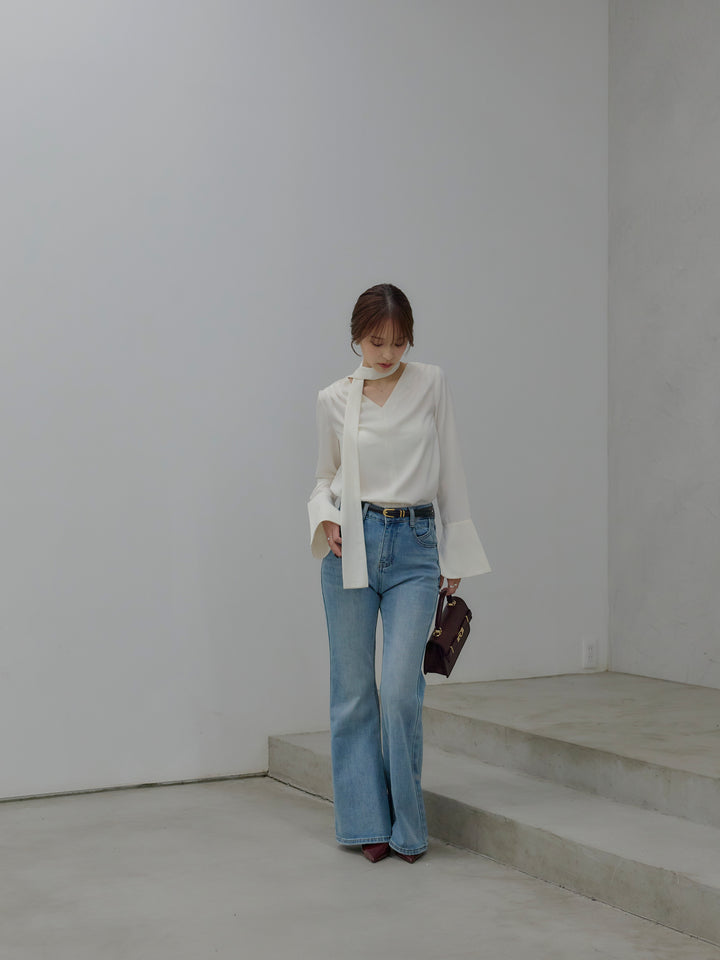 美ラインストレッチフレアデニム
