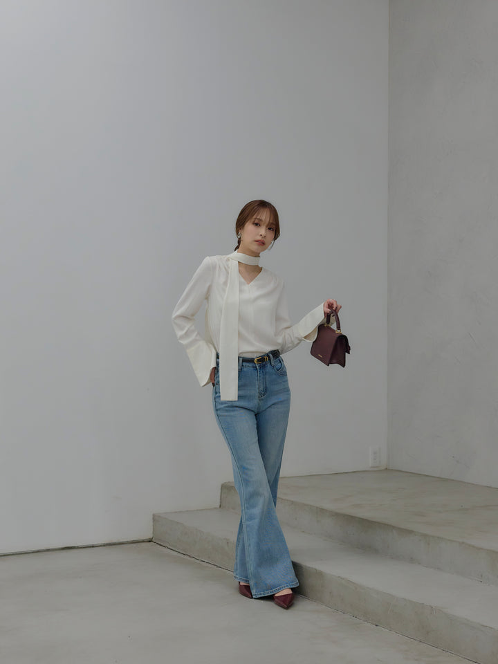 美ラインストレッチフレアデニム
