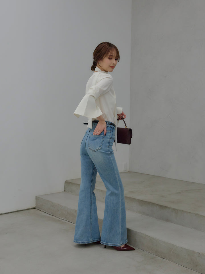 美ラインストレッチフレアデニム