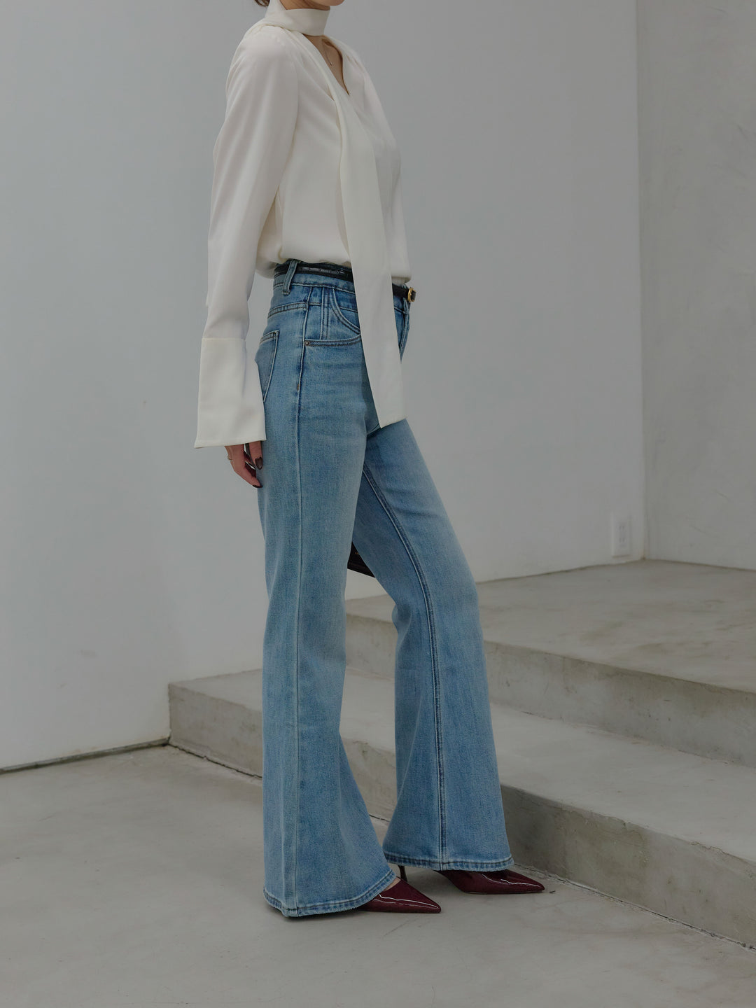 美ラインストレッチフレアデニム